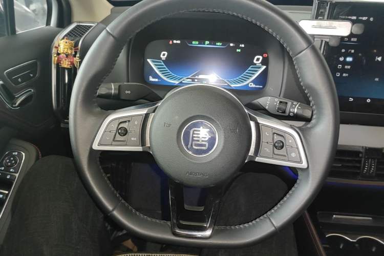 Used BYD Tang New Energy 2019 DM 2.0T All-Wheel Drive Smart Connect Enjoyment Model 5 Seats China VI Standard Steering Wheel
