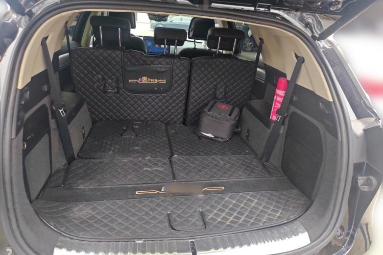 Used BYD Tang New Energy 2019 DM 2.0T All-Wheel Drive Connected Leading Model 7 Seats China VI Standard Trunk