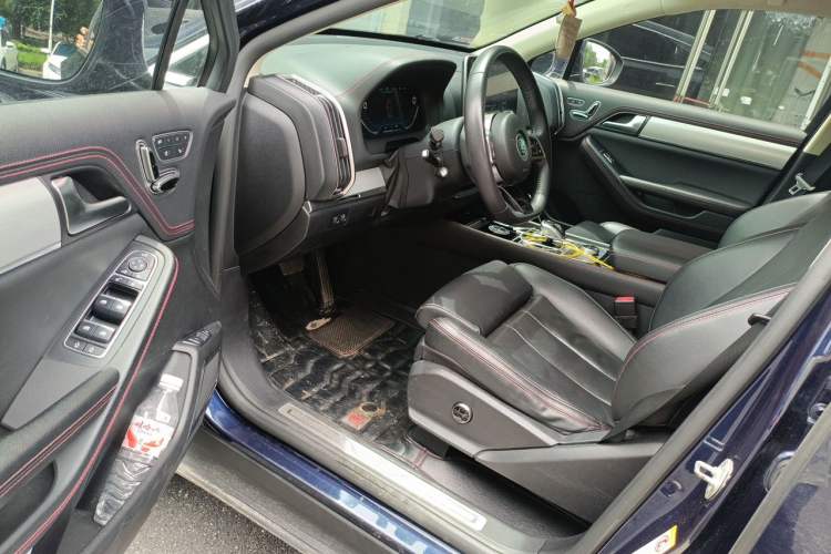 Used BYD Tang New Energy 2019 EV600D Four-Wheel Drive Smart Connect Genesis Edition Driver Seat