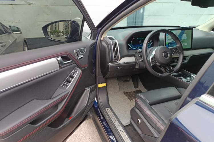 Used BYD Tang New Energy 2019 EV600D Four-Wheel Drive Smart Connectivity Leading Model Driver Seat