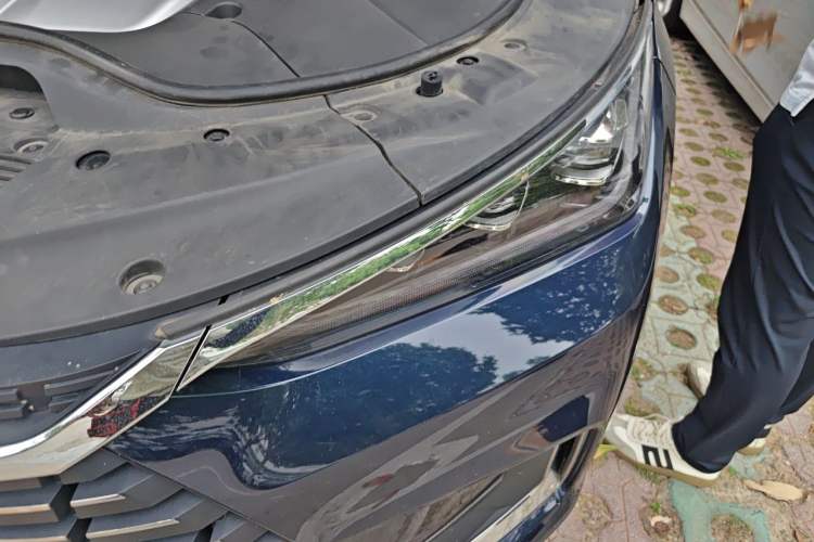 Used BYD Tang New Energy 2019 EV600 Two-Wheel Drive Smart Connectivity Deluxe Model Engine Bay Left