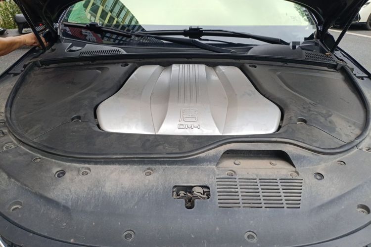 Used BYD Tang New Energy 2019 EV600D Four-Wheel Drive Smart Connect Genesis Edition Engine Bay