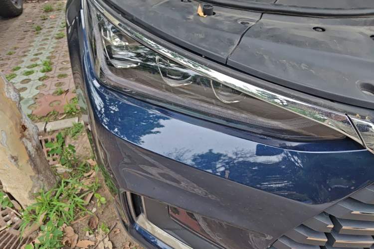 Used BYD Tang New Energy 2019 EV600 Two-Wheel Drive Smart Connectivity Deluxe Model Engine Bay Right