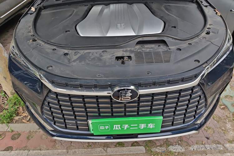 Used BYD Tang New Energy 2019 EV600 Two-Wheel Drive Smart Connectivity Deluxe Model Engine Bay