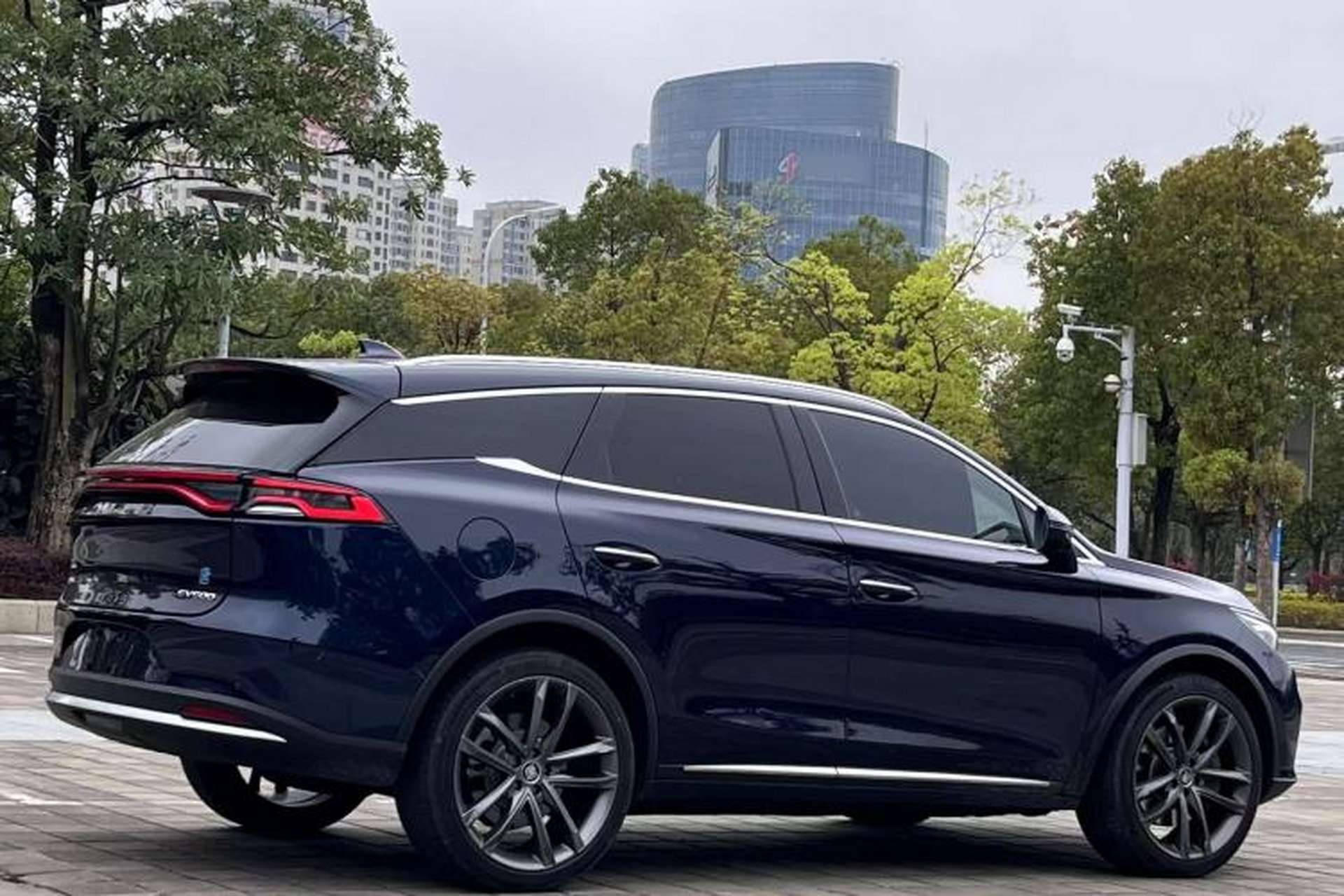 Used BYD Tang New Energy 2019 EV600D Four-Wheel Drive Smart Connectivity Leading Model Exterior 5