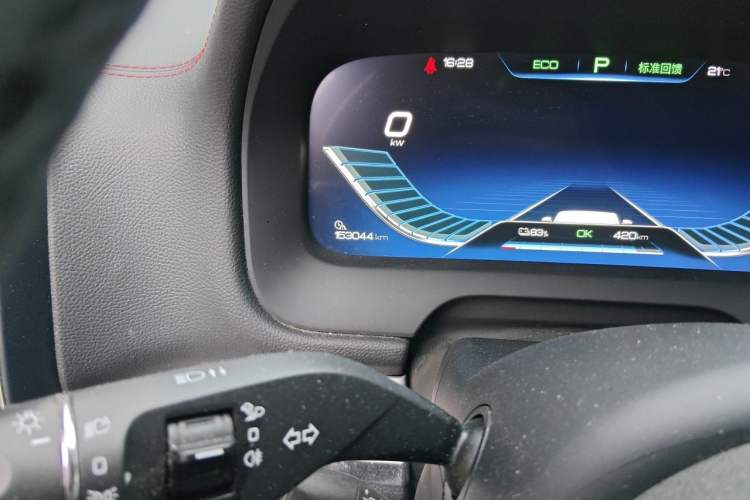 Used BYD Tang New Energy 2019 EV600D Four-Wheel Drive Smart Connect Genesis Edition Odometer Close Up