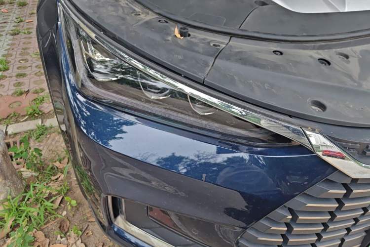 Used BYD Tang New Energy 2019 EV600 Two-Wheel Drive Smart Connectivity Deluxe Model Right Front Headlight