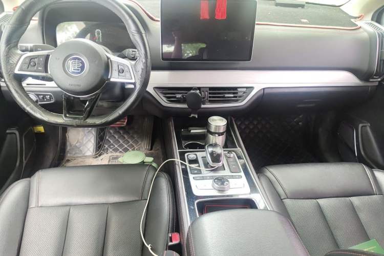 Used BYD Tang New Energy 2019 DM 2.0T All-Wheel Drive Smart Connectivity Enjoyment Model 7 Seats China VI Standard Center Console