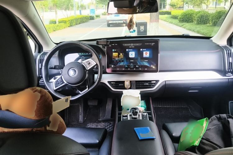 Used BYD Tang New Energy 2019 DM 2.0T All-Wheel Drive Connected Leading Model 7 Seats China VI Standard Center Console