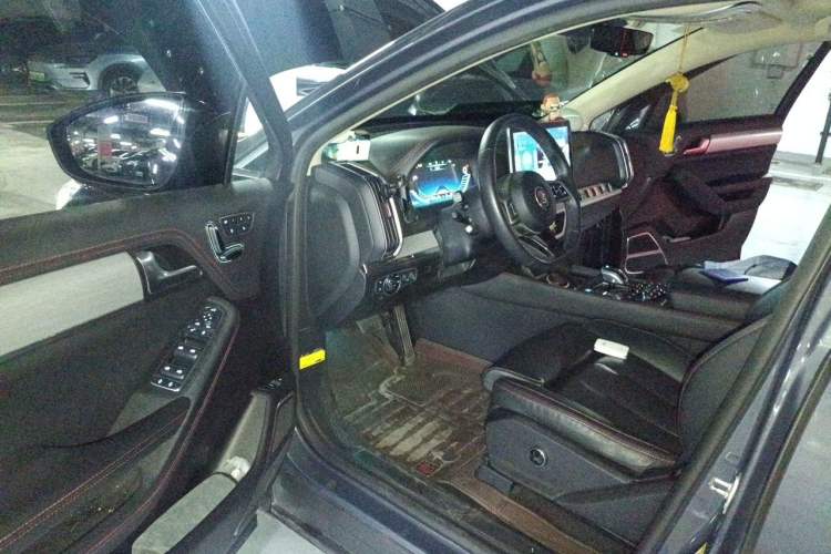 Used BYD Tang New Energy 2019 DM 2.0T All-Wheel Drive Connected Leading Model 7 Seats China VI Standard Driver Seat