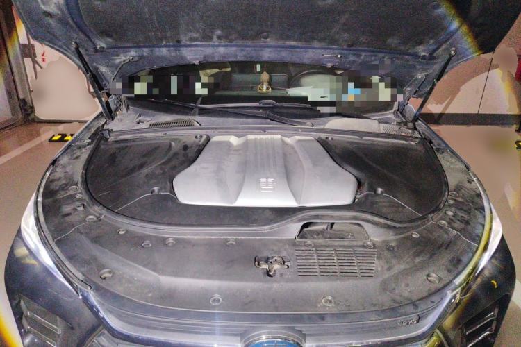 Used BYD Tang New Energy 2019 DM 2.0T All-Wheel Drive Connected Innovation Edition 7 Seats China VI Standard Engine Bay