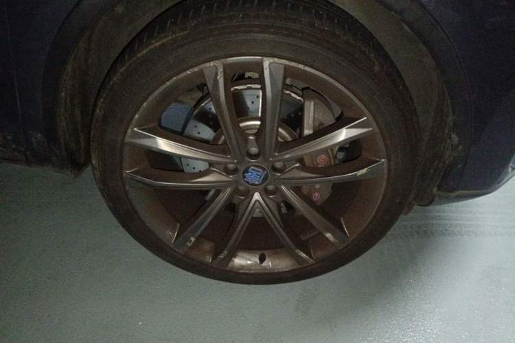 Used BYD Tang New Energy 2019 DM 2.0T All-Wheel Drive Connected Leading Model 7 Seats China VI Standard Exterior 1