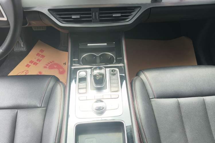 Used BYD Tang New Energy 2019 DM 2.0T All-Wheel Drive Smart Connectivity Enjoyment Model 7 Seats China VI Standard Gear Lever