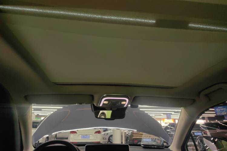 Used BYD Tang New Energy 2019 EV600D Four-Wheel Drive Smart Connect Genesis Edition Headliner