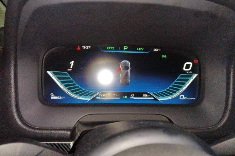 Used BYD Tang New Energy 2019 DM 2.0T All-Wheel Drive Connected Innovation Edition 7 Seats China VI Standard Instrument Cluster