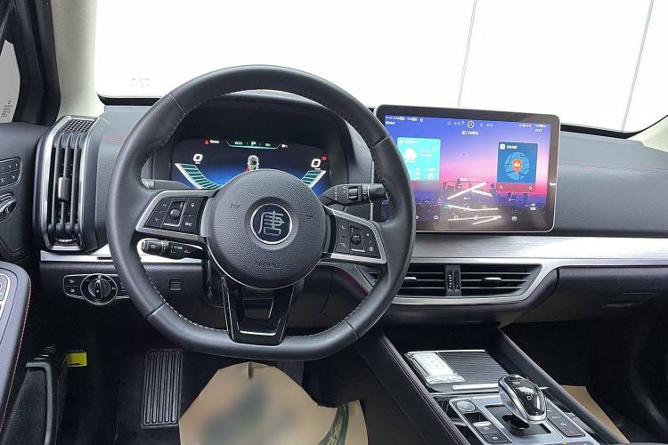 Used BYD Tang New Energy 2019 DM 2.0T All-Wheel Drive Connected Innovation Model 5 Seats China VI Standard Interior 3