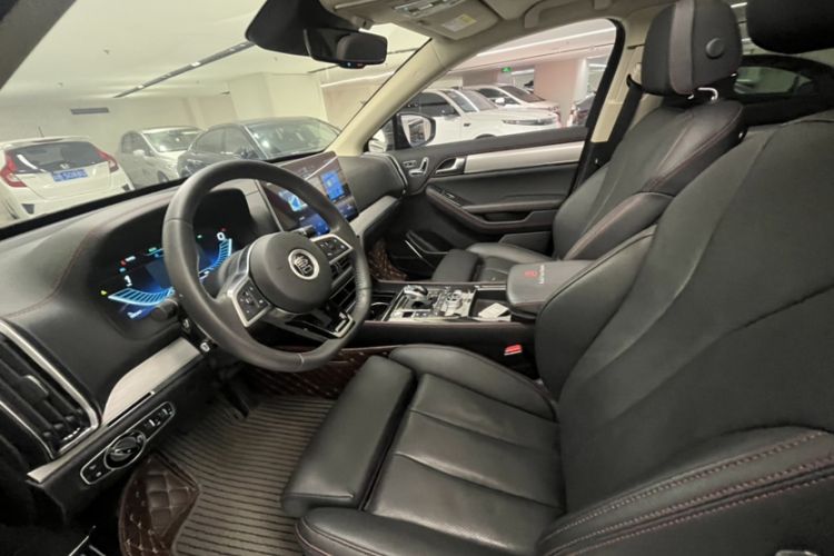 Used BYD Tang New Energy 2019 DM 2.0T All-Wheel Drive Smart Connect & Enjoyment Model 6 Seats China VI Standard Interior 4