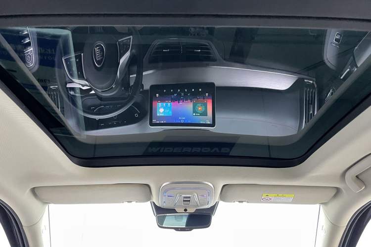 Used BYD Tang New Energy 2019 DM 2.0T All-Wheel Drive Connected Innovation Model 5 Seats China VI Standard Interior 8