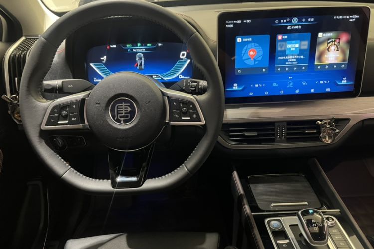Used BYD Tang New Energy 2019 DM 2.0T All-Wheel Drive Connected Leading Model 7 Seats China VI Standard Left Front Seat
