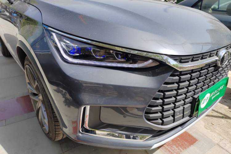 Used BYD Tang New Energy 2019 EV600D Four-Wheel Drive Smart Connect Genesis Edition Right Front Headlight