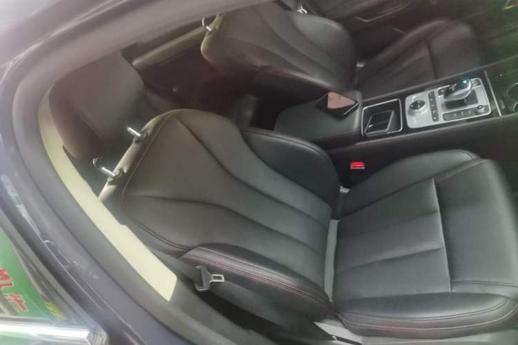 Used BYD Tang New Energy 2019 EV600 Two-Wheel Drive Smart Connectivity Deluxe Model Right Front Seat