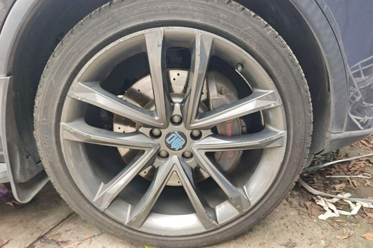 Used BYD Tang New Energy 2019 DM 2.0T All-Wheel Drive Connected Leading Model 7 Seats China VI Standard Right Front Wheel Hub