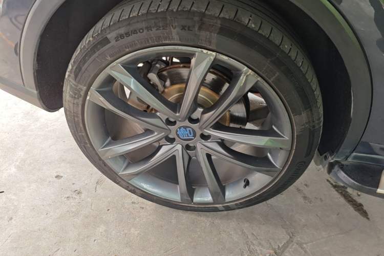 Used BYD Tang New Energy 2019 DM 2.0T All-Wheel Drive Connected Leading Model 7 Seats China VI Standard Right Rear Wheel Hub