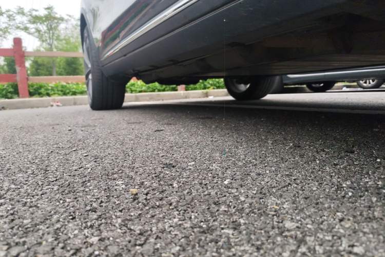 Used BYD Tang New Energy 2019 DM 2.0T All-Wheel Drive Connected Innovation Edition 7 Seats China VI Standard Right Side Sill