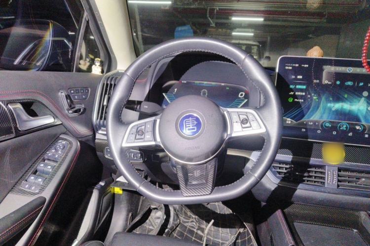 Used BYD Tang New Energy 2019 DM 2.0T All-Wheel Drive Connected Innovation Edition 7 Seats China VI Standard Steering Wheel