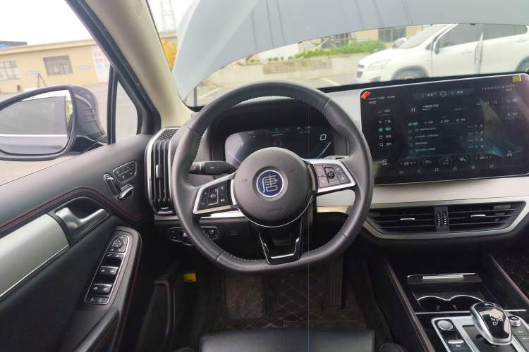 Used BYD Tang New Energy 2019 DM 2.0T All-Wheel Drive Connected Innovation Edition 7 Seats China VI Standard Steering Wheel