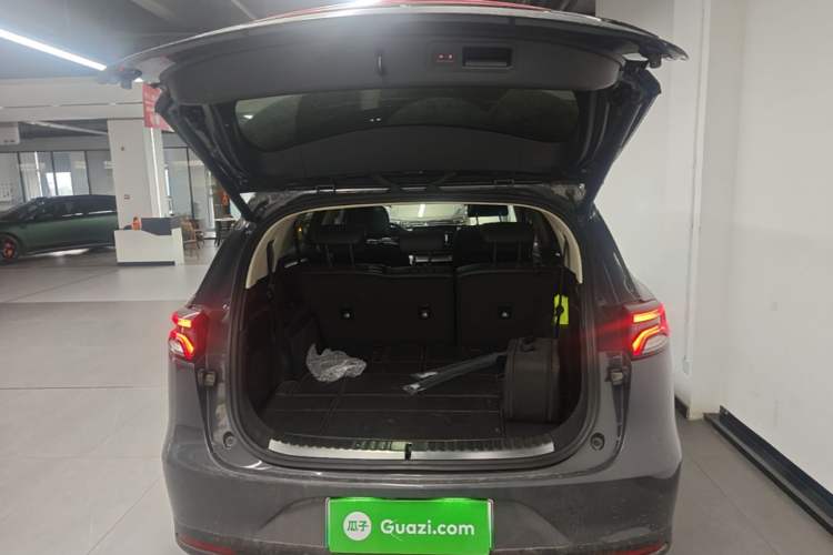 Used BYD Tang New Energy 2019 DM 2.0T All-Wheel Drive Connected Innovation Edition 7 Seats China VI Standard Trunk