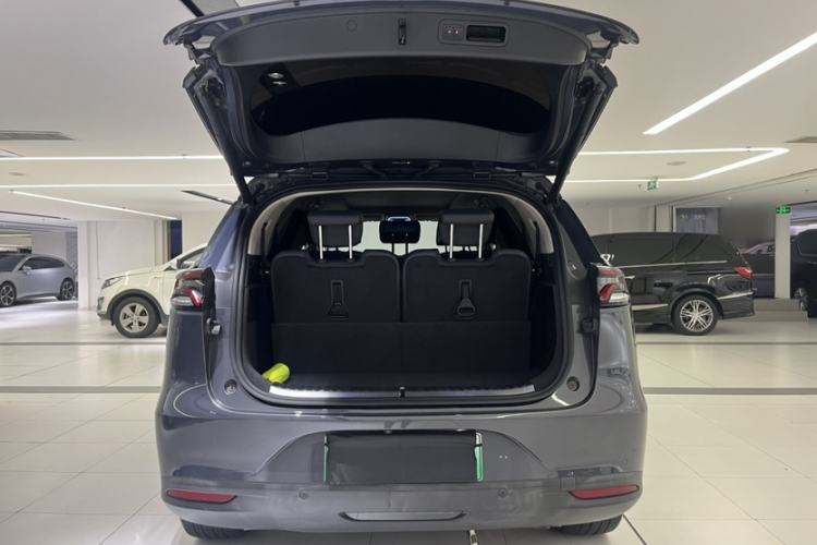 Used BYD Tang New Energy 2019 DM 2.0T All-Wheel Drive Connected Leading Model 7 Seats China VI Standard Trunk
