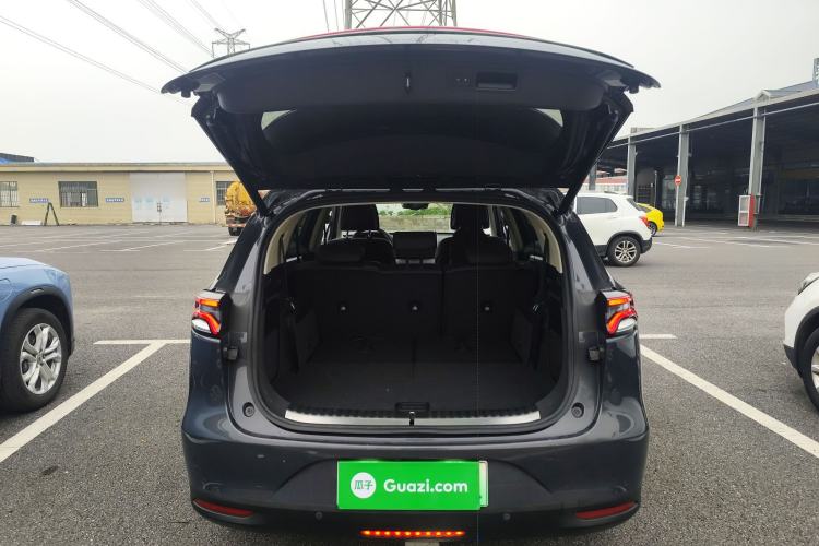 Used BYD Tang New Energy 2019 DM 2.0T All-Wheel Drive Connected Innovation Edition 7 Seats China VI Standard Trunk