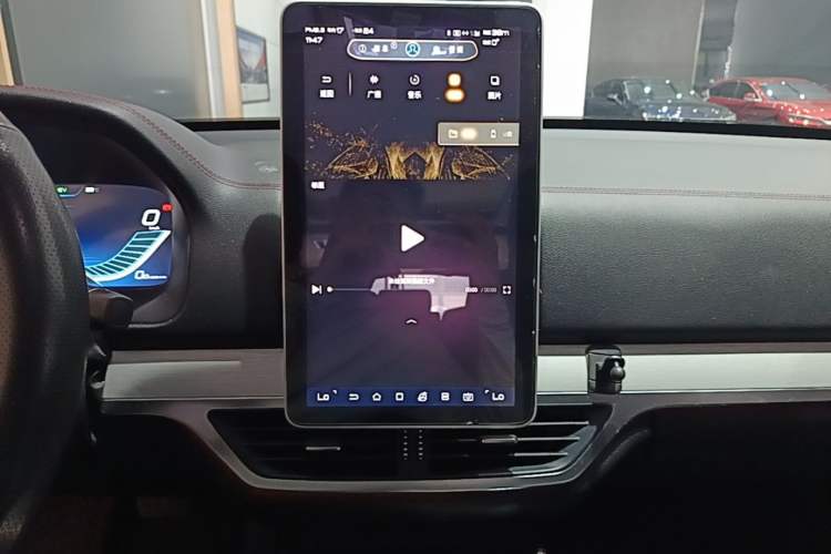 Used BYD Tang New Energy 2019 DM 2.0T All-Wheel Drive Connected Innovation Edition 7 Seats China VI Standard Audio And AC Panel