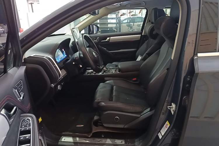 Used BYD Tang New Energy 2019 DM 2.0T All-Wheel Drive Connected Innovation Edition 7 Seats China VI Standard Left Front Seat