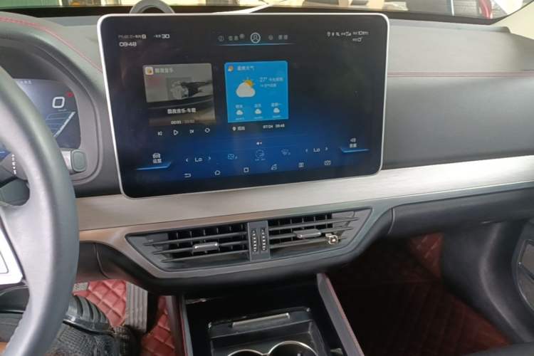 Used BYD Tang New Energy 2019 EV600D Four-Wheel Drive Smart Connectivity Leading Model Audio And AC Panel