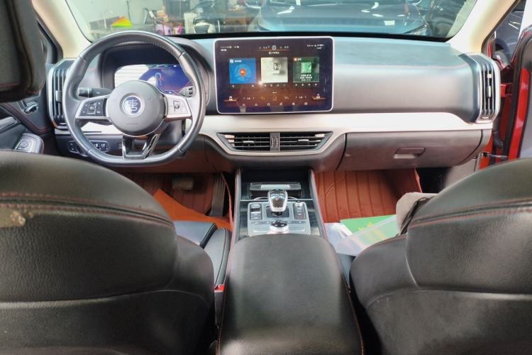 Used BYD Tang New Energy 2019 DM 2.0T All-Wheel Drive Connected Innovation Edition 7 Seats China VI Standard Center Console