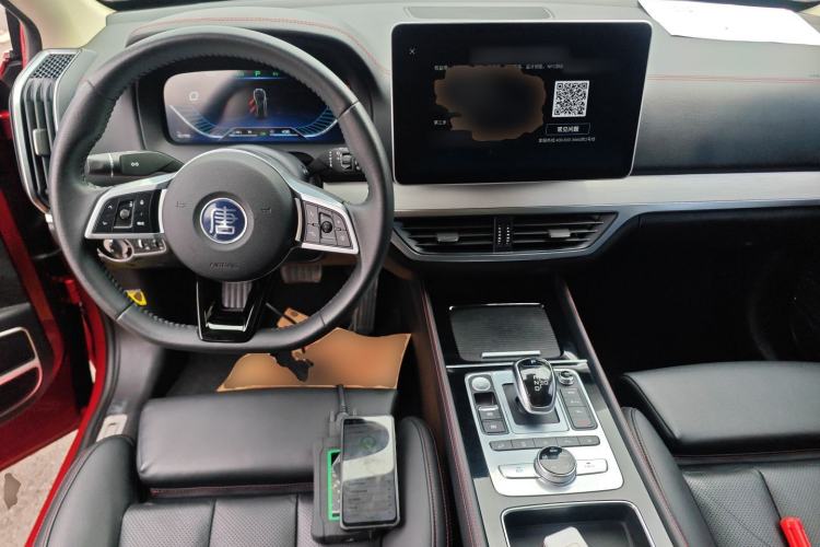 Used BYD Tang New Energy 2019 DM 2.0T All-Wheel Drive Connected Innovation Edition 7 Seats China VI Standard Center Console