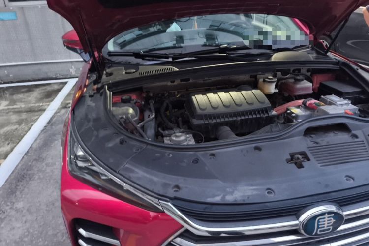 Used BYD Tang New Energy 2019 DM 2.0T All-Wheel Drive Smart Connectivity Enjoyment Model 7 Seats China VI Standard Engine Bay Right