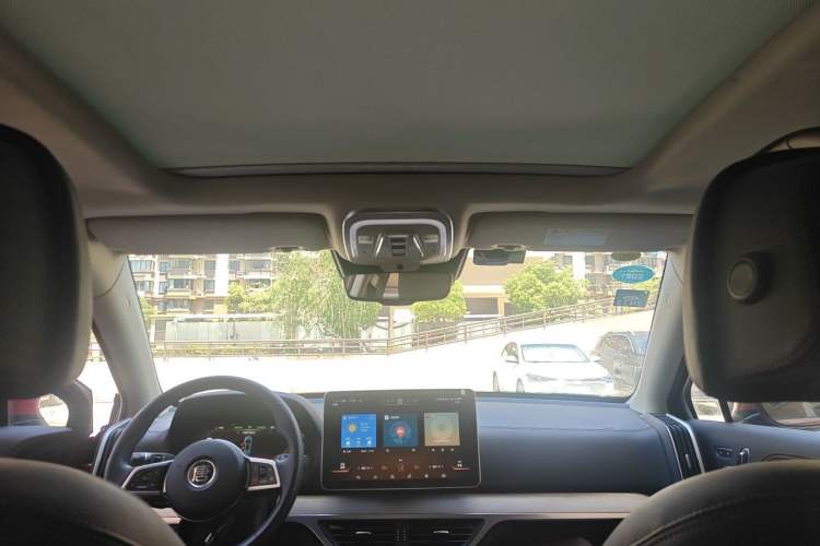 Used BYD Tang New Energy 2019 EV600D Four-Wheel Drive Smart Connect Genesis Edition Headliner