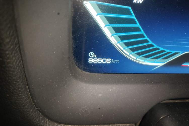 Used BYD Tang New Energy 2019 EV600D Four-Wheel Drive Smart Connectivity Leading Model Odometer Close Up