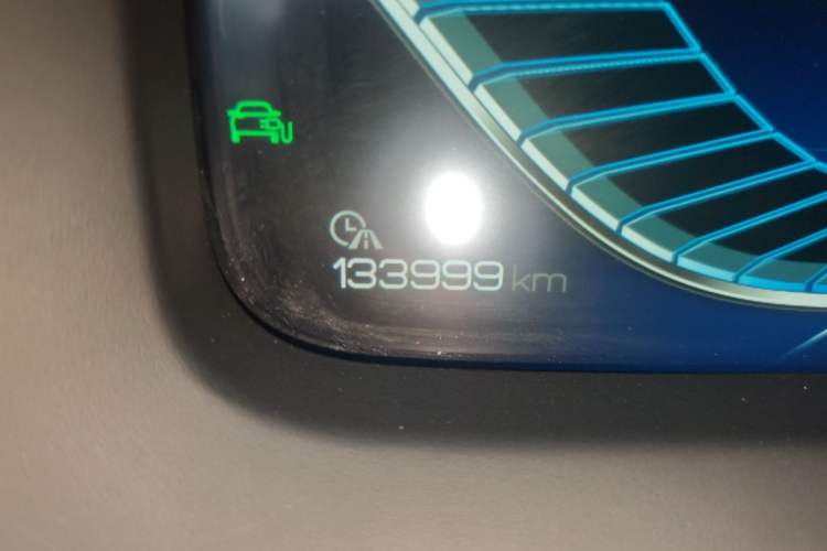 Used BYD Tang New Energy 2019 EV600D Four-Wheel Drive Smart Connect Genesis Edition Odometer Close Up