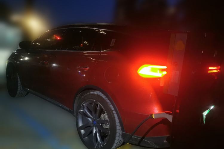 Used BYD Tang New Energy 2019 DM 2.0T All-Wheel Drive Connected Leading Model 7 Seats China VI Standard Rear Left 45 Deg