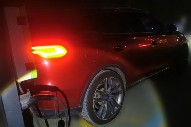 Used BYD Tang New Energy 2019 DM 2.0T All-Wheel Drive Connected Leading Model 7 Seats China VI Standard Rear Right 45 Deg