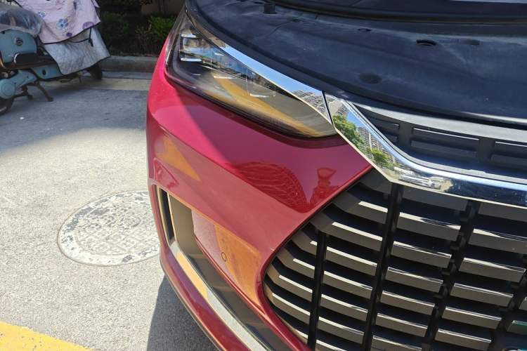 Used BYD Tang New Energy 2019 EV600D Four-Wheel Drive Smart Connect Genesis Edition Right Front Headlight
