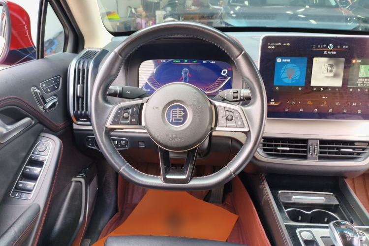 Used BYD Tang New Energy 2019 DM 2.0T All-Wheel Drive Connected Innovation Edition 7 Seats China VI Standard Steering Wheel