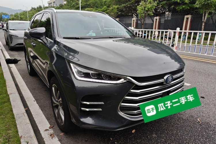 Used BYD Tang New Energy 2019 DM 2.0T All-Wheel Drive Smart Connectivity Enjoyment Model 7 Seats China VI Standard Front Right 45 Deg