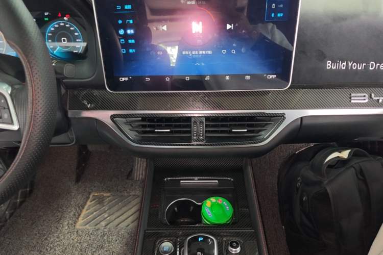 Used BYD Tang New Energy 2019 DM 2.0T All-Wheel Drive Connected Leading Model 7 Seats China VI Standard Audio And AC Panel