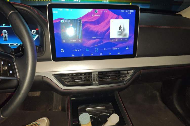 Used BYD Tang New Energy 2019 DM 2.0T All-Wheel Drive Connected Leading Model 7 Seats China VI Standard Audio And AC Panel