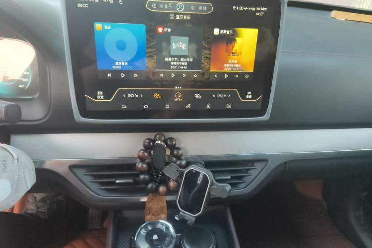 Used BYD Tang New Energy 2019 DM 2.0T All-Wheel Drive Smart Connectivity Enjoyment Model 7 Seats China VI Standard Audio And AC Panel